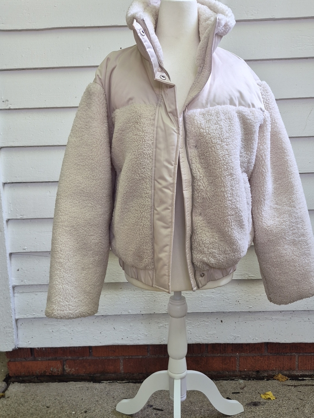 Abercrombie & Fitch Plush Teddy Bomber Jacket - Cream